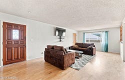 1104 E Peach Avenue, Lompoc, CA 93436