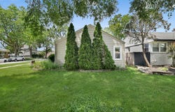 1446 EVERETT Avenue, Des Plaines, IL 60018