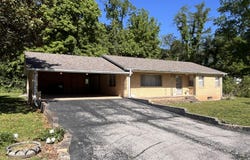 275 S 3rd Street, Mammoth Spring, AR 72554