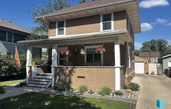 804 S Dakota Ave, Sioux Falls, SD 57104