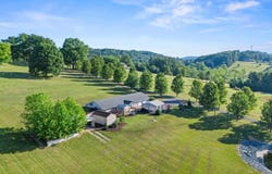 963 LEE JACKSON HWY, Staunton, VA 24401
