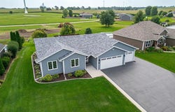1702 Lorimar Drive, DURAND, IL 61024