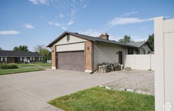 1157 E CREEKVIEW Dr, Fruit Heights, UT 84037
