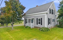 565 Main Street, Corinth, ME 04427