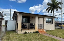 991 E 47th St, Hialeah, FL 33013