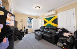 64 Tremont St, Fall River, MA 02720