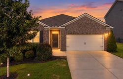 152 Starbuck Parkway, Pendergrass, GA 30567