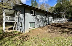 380 Dexter Way, Grants Pass, OR 97527