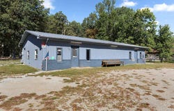 332 E Greenville Rd, White Plains, KY 42464