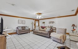 2207 E Washington Street, Harlingen, TX 78550