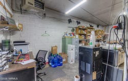 1806 Birch Ln, Yakima, WA 98901