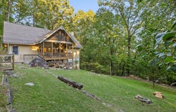 3947 W Road, Signal Mountain, TN 37377