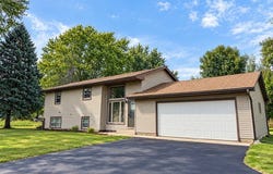 2347 N 45th Road, Leland, IL 60531