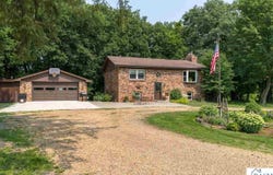 16244 560th Lane, Good Thunder, MN 56037