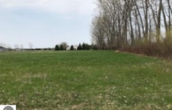 South Street, Au Gres, MI 48703