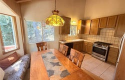 551 community Drive, Lake Arrowhead, CA 92352