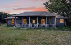 10148 Bluebonnet Drive, Scurry, TX 75158