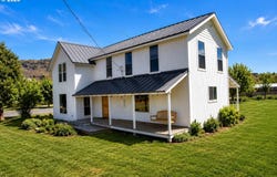 203 N ALDER St, Wallowa, OR 97885