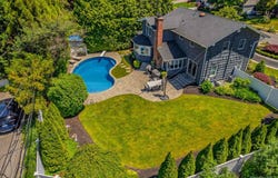 96 Eagle Lane, Hauppauge, NY 11788