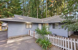 12380 SW WALNUT St, Tigard, OR 97223