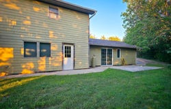1 Ridge Rd, Crofton, NE 68730