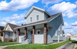 1015 Adams St., New Castle, PA 16101