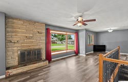 530 Village View Drive, Hickman, NE 68372