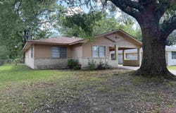 2307 Dianne Drive, Pine Bluff, AR 71603