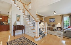 23 Lenox Dr, Franklin, MA 02038
