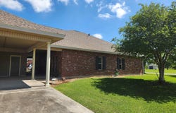 134 Octavia St, Larose, LA 70373