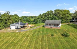 2016 Ridgecrest Cir, Dickson, TN 37055