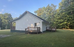 906 Buffalo Tr, Clarkrange, TN 38553