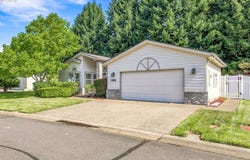 2587 NORTHAMPTON, Eugene, OR 97404