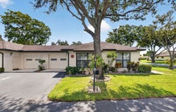 10086 Eaglewood Rd, Boynton Beach, FL 33436