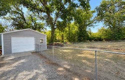 606 N Willow St, Coffeyville, KS 67337