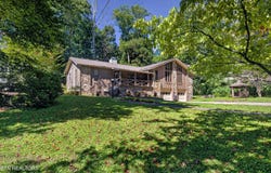 403 Delaware Ave, Oak Ridge, TN 37830