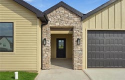 1102 Bluestem Circle, Baldwin City, KS 66006