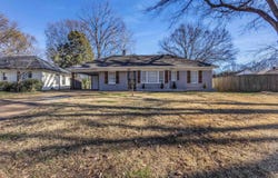 1688 ESTATE Dr, Memphis, TN 38119
