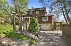 8 Olive Drive, Mahopac, NY 10541