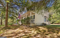 263 MESQUITE Lane, HEDGESVILLE, WV 25427