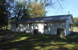 97 Burleson, Belden, MS 38826