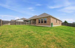 392 Algaroba Loop, Buda, TX 78610