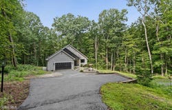 652 Bruno Road, Clifton Park, NY 12065