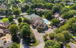 1058 Griffin Gate Drive, Lexington, KY 40511