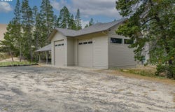 747 PACIFIC DUNES Dr, NorthBend, OR 97459