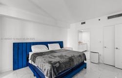 55 SE 6th St, Miami, FL 33131