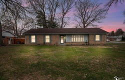 1584 Tennyson Drive, Temperance, MI 48182