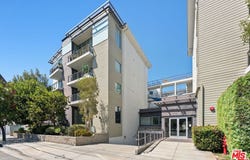 12837 Moorpark St, Studio City, CA 91604