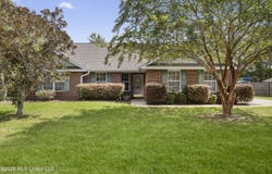 1622 Lori Drive, Ocean Springs, MS 39564