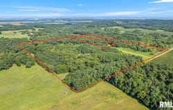 7505 CLAYTON Road, Virginia, IL 62691